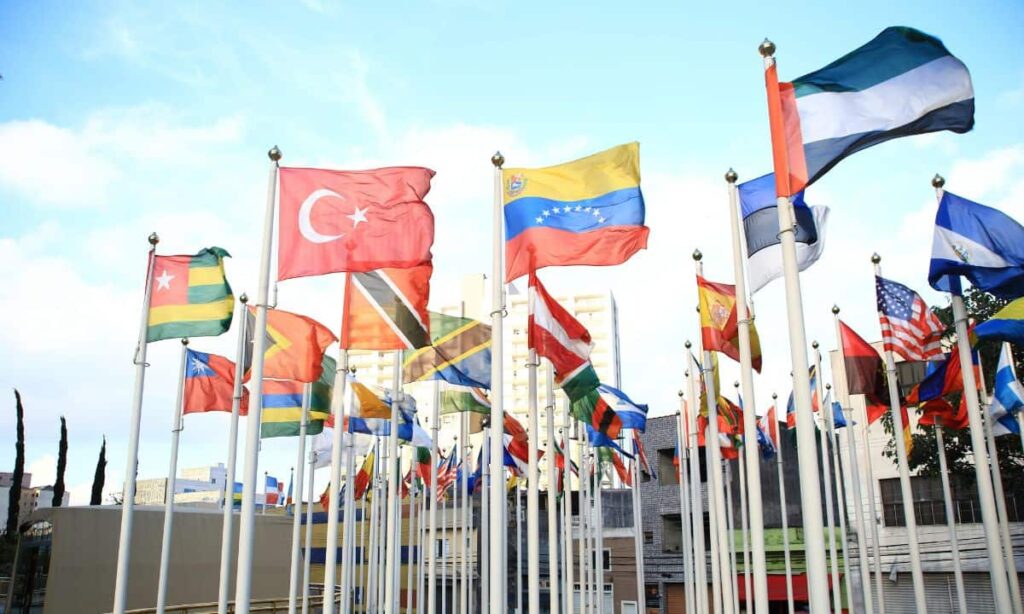 Quelles sont les différences entre un pays, un état et une nation ?